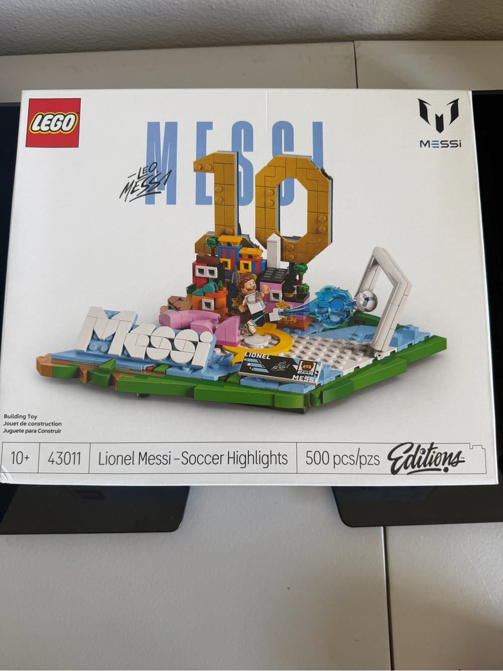 LEGO Editions FIFA - Lionel Messi - Soccer Highlights 43011 - Sealed